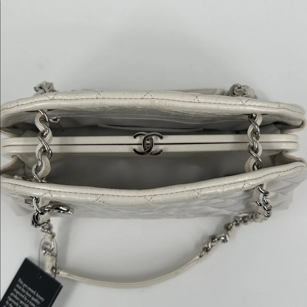 Authenticated CHANEL Mademoiselle Shoulder Chain Bag- White/Silver - Picture 8 of 17